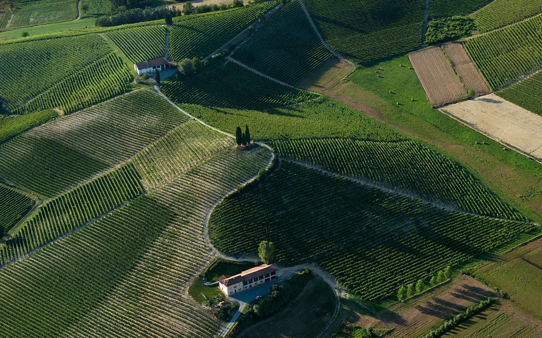 I Paesaggi vitivinicoli del Piemonte: Langhe-Roero e Monferrato
